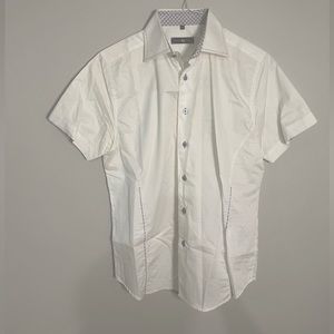 STONE ROSE Size 3 (Medium) White and Blue Navy with Patterns Short Sleeve